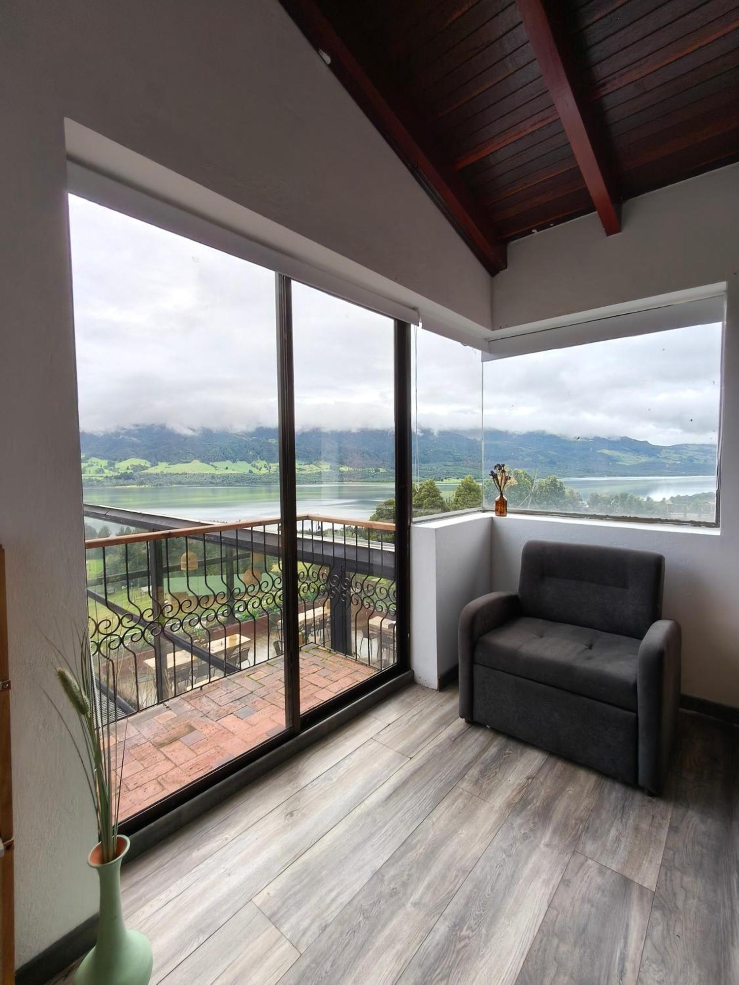 Neusa Hills Glamping Hotel *
