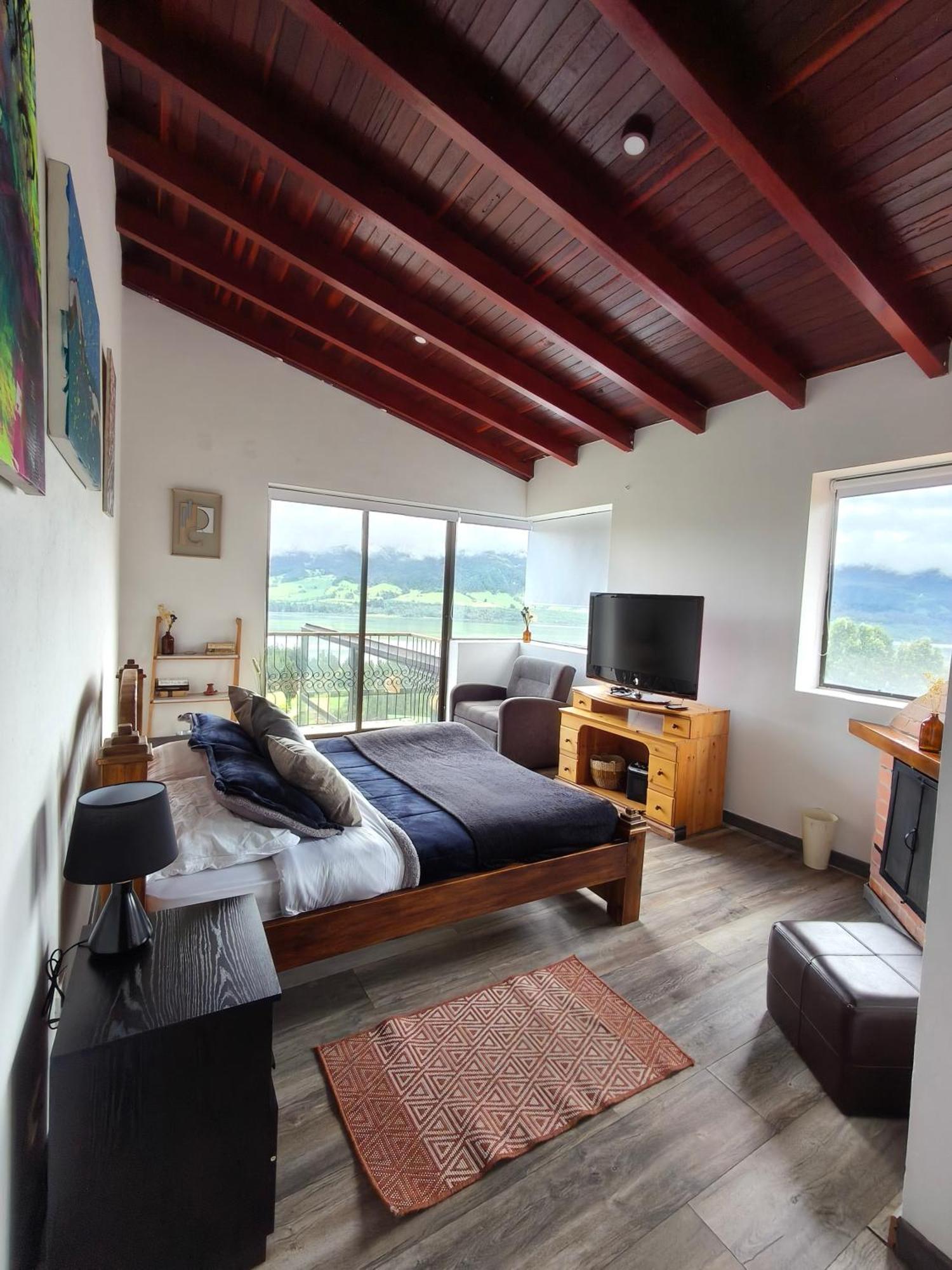 Neusa Hills Glamping Hotel *